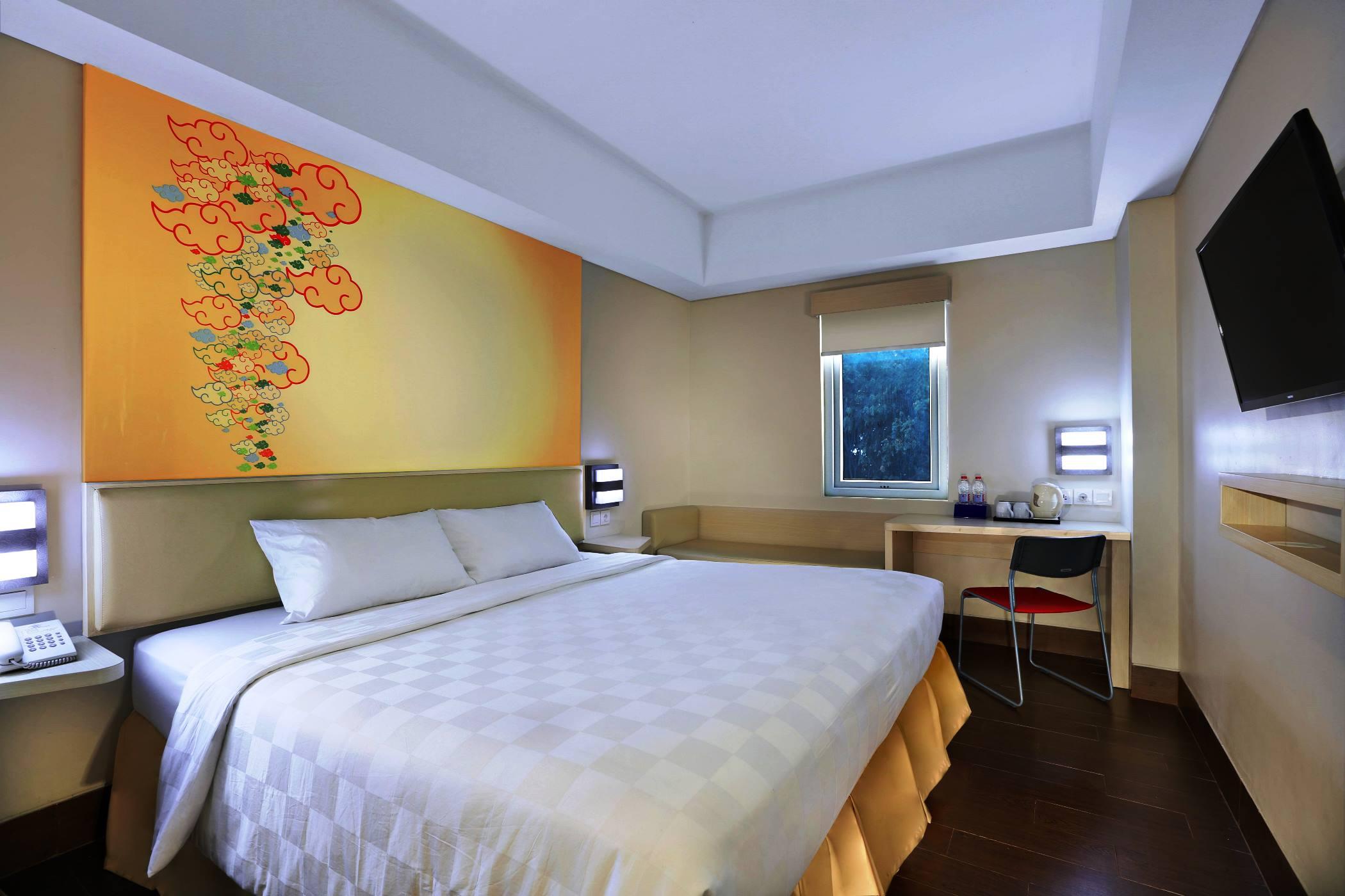 Cordela Hotel Cirebon Exterior foto
